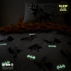 Batman Grey Reversible Glow In The Dark Duvet Cover And Pillowcase Set -IT Luggage Kids Sales Store 30691816 alt05
