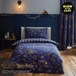 Harry Potter Hogwarts Glow In The Dark Duvet Cover And Pillowcase Set