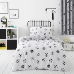 Football Grey And White Reversible Duvet Cover And Pillowcase Set -IT Luggage Kids Sales Store 30732459 alt02
