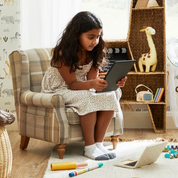 Oswald Check Kid's Chair 2 Oswald Check Kid's Chair - Image 2