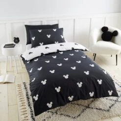 Disney Mickey Mouse Mono Duvet Cover And Pillowcase Set -IT Luggage Kids Sales Store 30768153 alt02