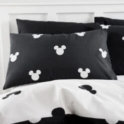 Disney Mickey Mouse Mono Duvet Cover And Pillowcase Set -IT Luggage Kids Sales Store 30768154 alt02