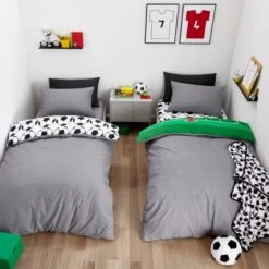 Football Duvet Cover And Pillowcase Twin Pack Set -IT Luggage Kids Sales Store 30768198 alt01