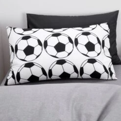 Football Duvet Cover And Pillowcase Twin Pack Set -IT Luggage Kids Sales Store 30768198 alt02
