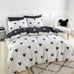 Disney Mickey Mouse Mono Duvet Cover And Pillowcase Set