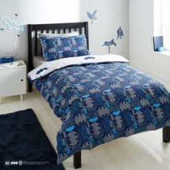 Batman Reversible Grey Duvet And Pillowcase Set -IT Luggage Kids Sales Store 30826532 alt01