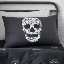 Catherine Lansfield Skulls Reversible Duvet Cover & Pillowcase Set 11 Catherine Lansfield Skulls Reversible Duvet Cover & Pillowcase Set -IT Luggage Kids Sales Store 30880231 alt01