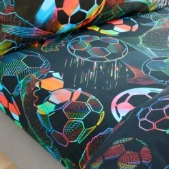 Bright Football Polycotton Fitted Sheet -IT Luggage Kids Sales Store 30914777 alt05