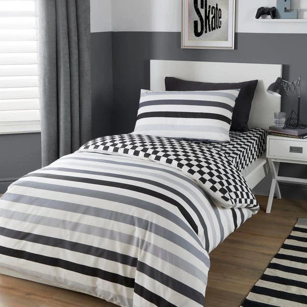 Becket Stripe Duvet Cover & Pillowcase Set 4 Becket Stripe Duvet Cover & Pillowcase Set - Image 4