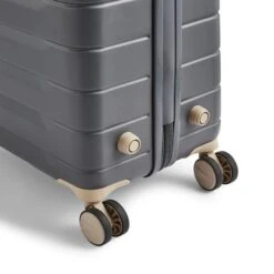 IT Luggage Skyscraper Hard Shell Suitcase -IT Luggage Kids Sales Store 30923384 alt03