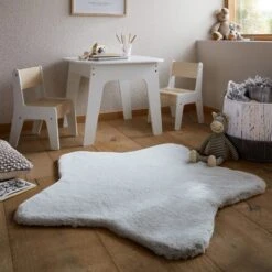 Supersoft Faux Fur Washable Star Kids Rug