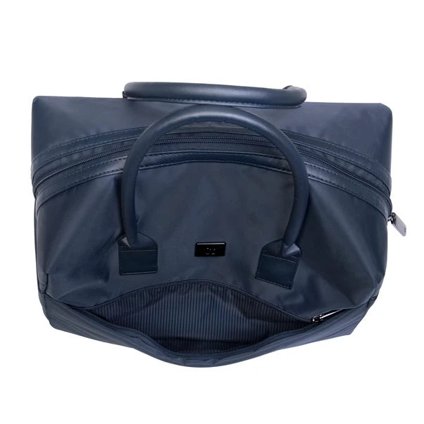 IT Luggage Outpaced Underseat Holdall 9 IT Luggage Outpaced Underseat Holdall - Image 9