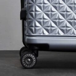 Rock Luggage Maya Hard Shell Suitcase -IT Luggage Kids Sales Store 30987660 alt02