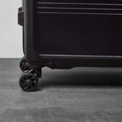 Rock Luggage Lincoln Hard Shell Suitcase -IT Luggage Kids Sales Store 30987752 alt02